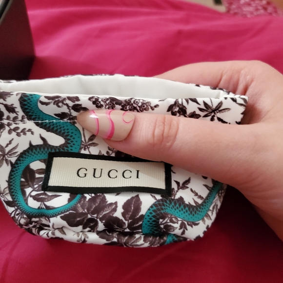 NWT GUCCI Silver Ring with Original Box and Pouch - Picture 4 of 10